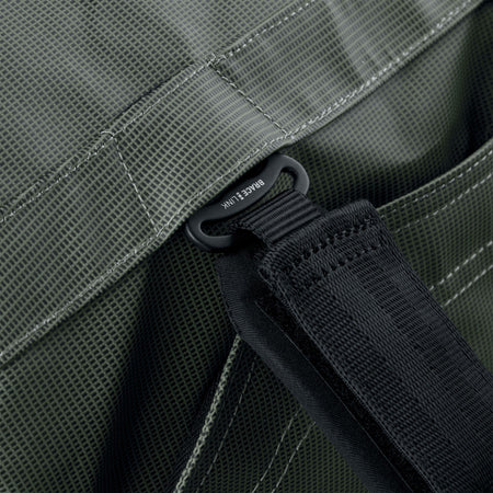 #Colour_dark olive - black
