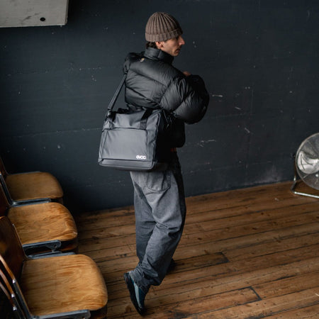 #Colour_carbon grey - black
