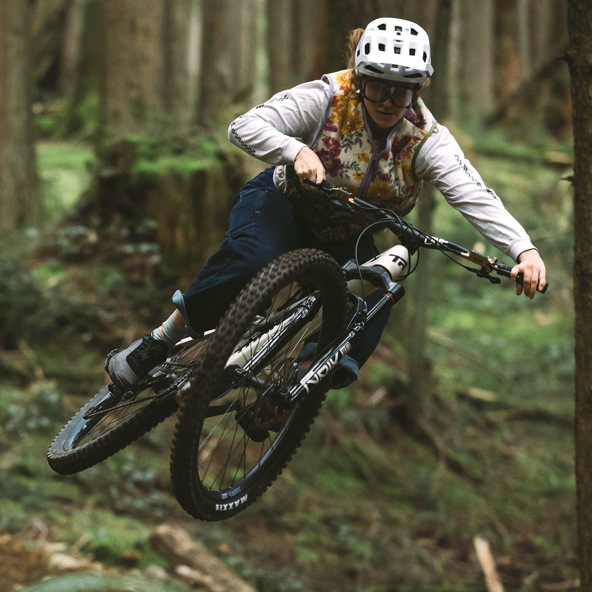 OneUp Components 35mm Carbon Handlebars V2 boutique-mtb