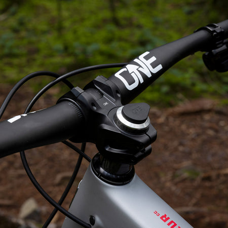 OneUp Components 35mm Carbon Handlebars V2 boutique-mtb