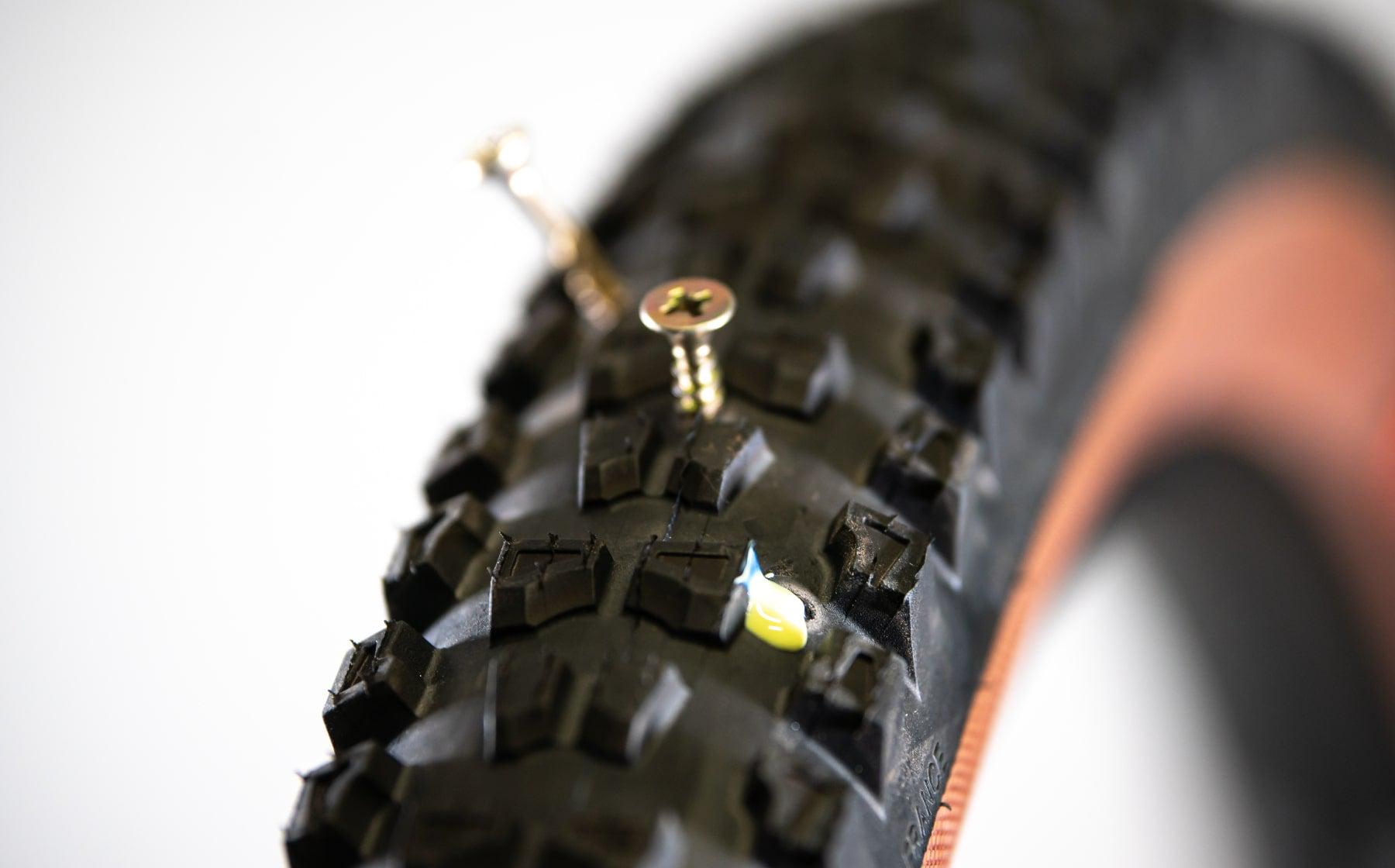 Slicy Banana Smoothy Tubeless liquid boutique-mtb